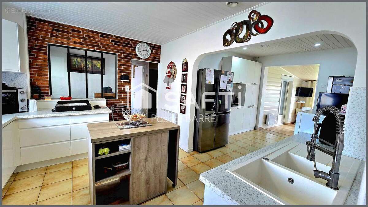 Photo 3 - Maison à SAINT-JULIEN-DES-LANDES