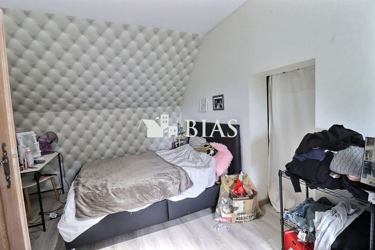 Maison à PONT-L&#039;EVEQUE