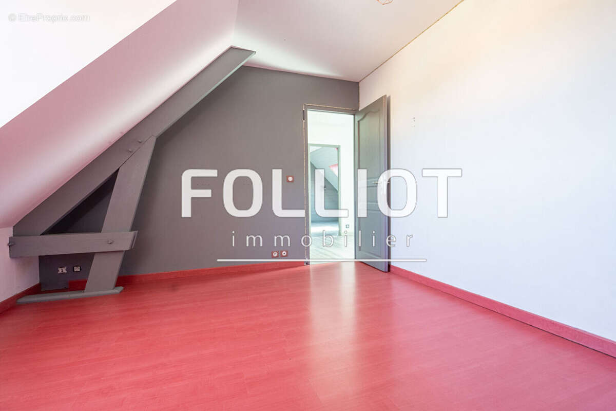 A vendre - Maison 4 pièces - Les Moitiers D'Allonne - photo 11