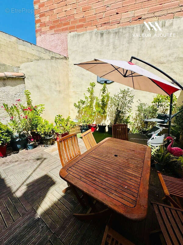 Maison 93 m² à Saint-Just  - photo 4
