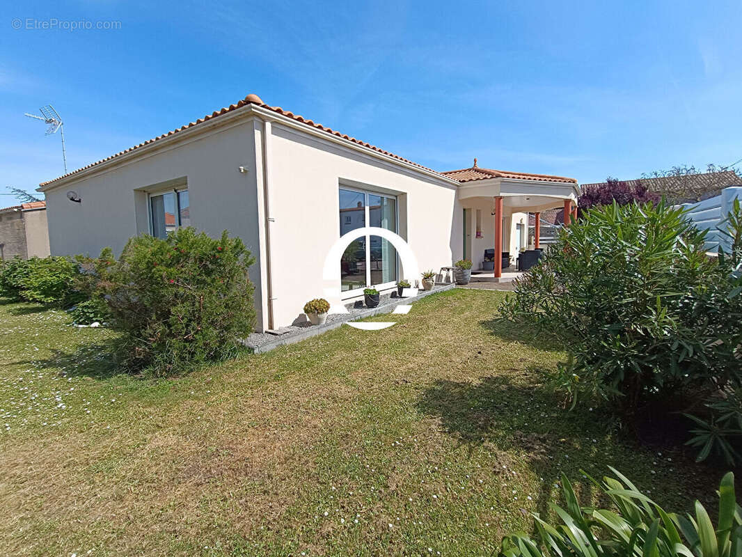 LA PLAINE SUR MER (44770),  A 1  km des plages - photo 12