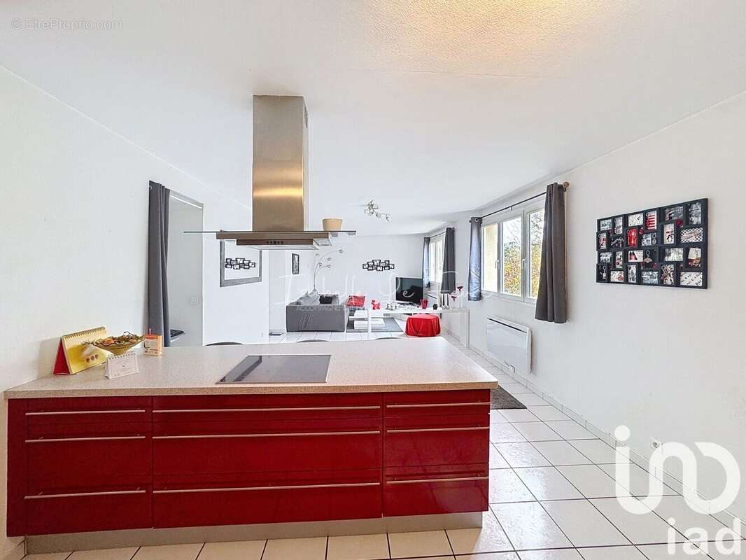 Photo 2 - Appartement à LE COUDRAY-MONTCEAUX