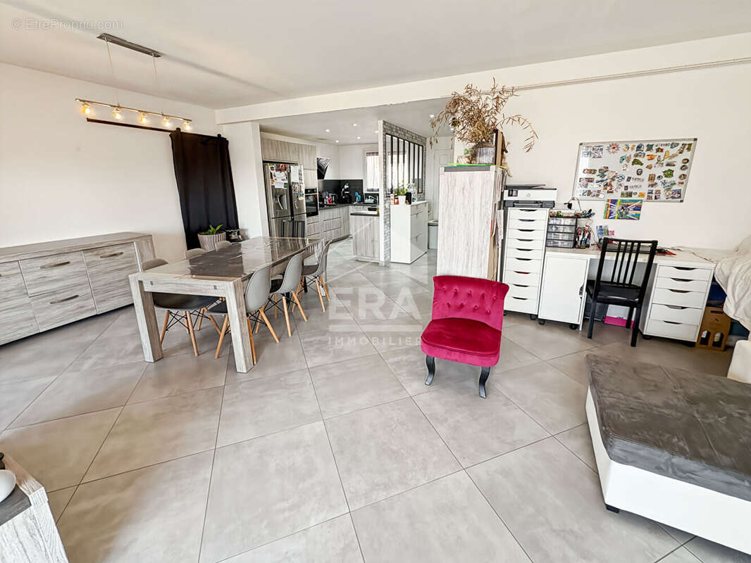 Maison à SEPTEMES-LES-VALLONS