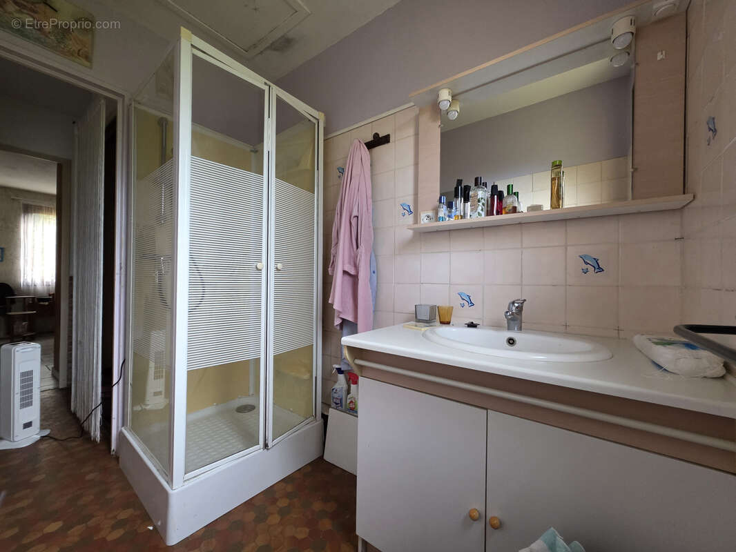 Maison à CAMBLAIN-CHATELAIN