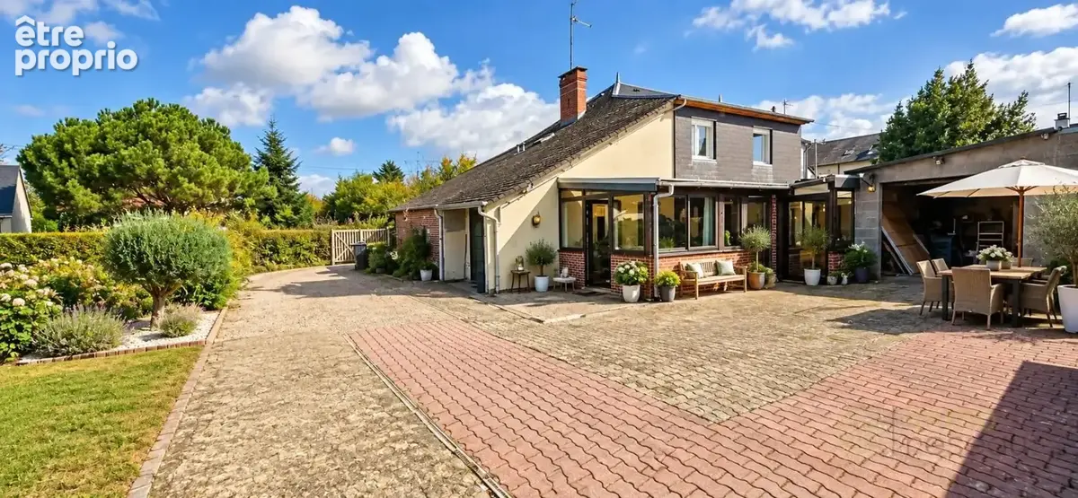 Maison à CREVECOEUR-LE-GRAND