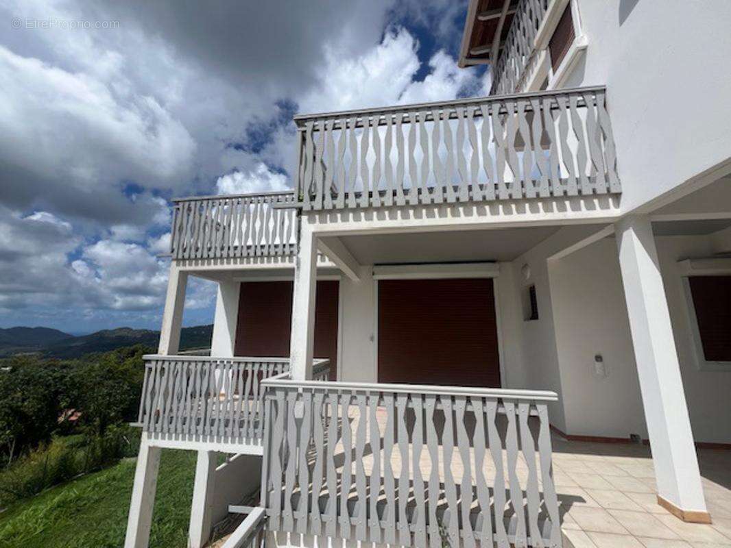 Maison à RIVIERE-PILOTE