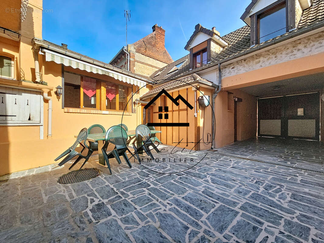 Maison à CLERMONT