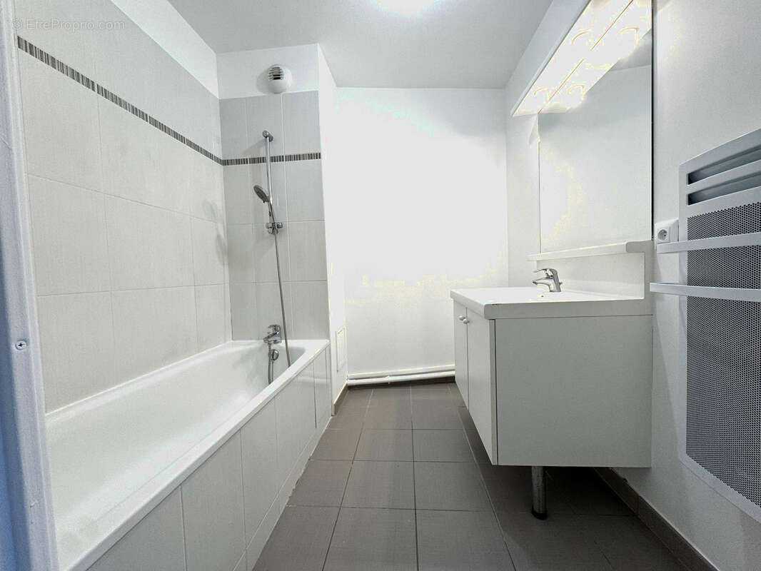 Appartement à SURVILLIERS