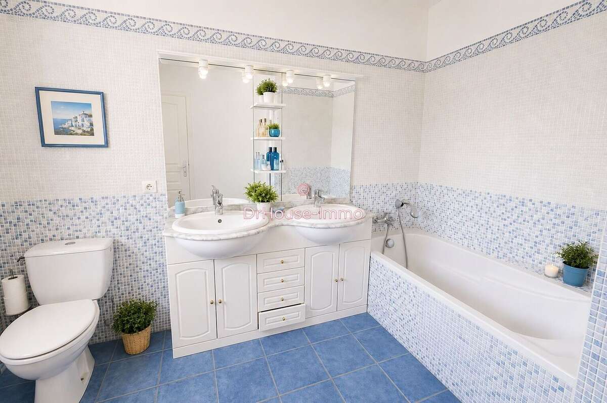 Maison 261 m² à Palaja  - photo 8
