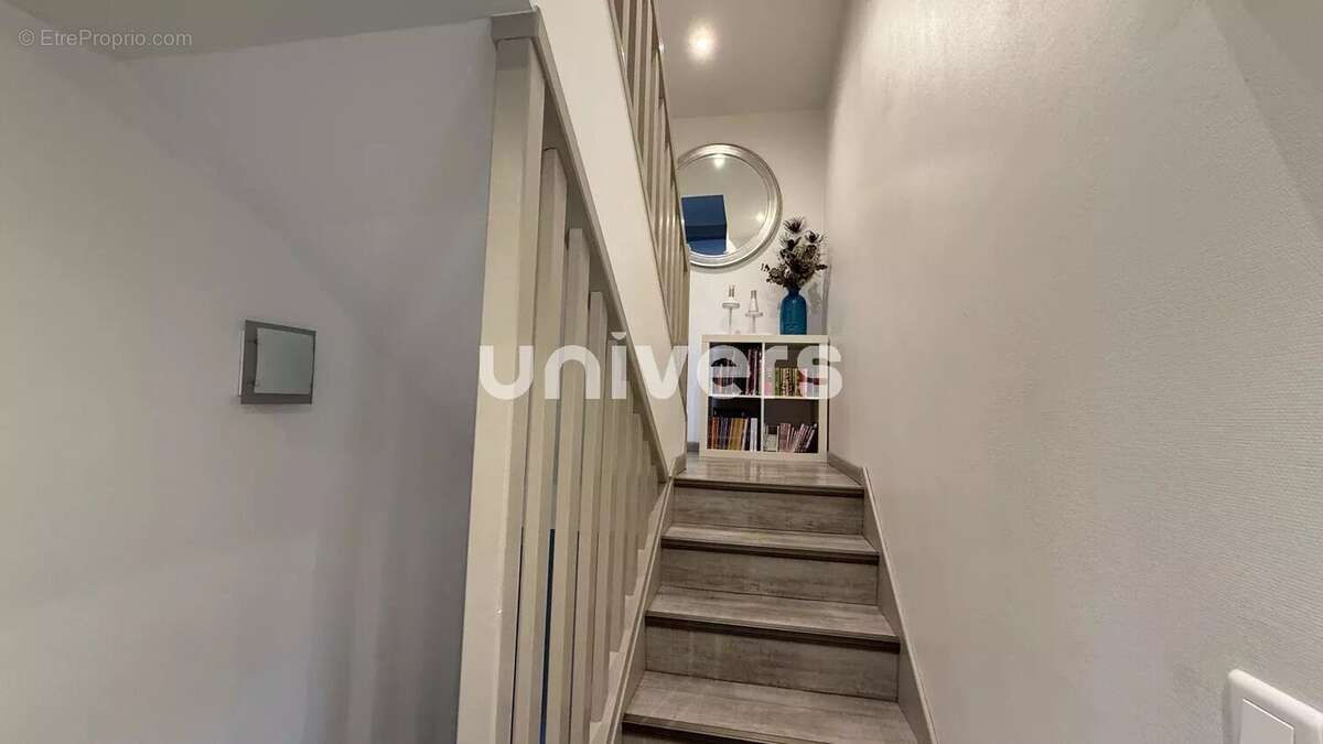 Maison à BOURG-LES-VALENCE