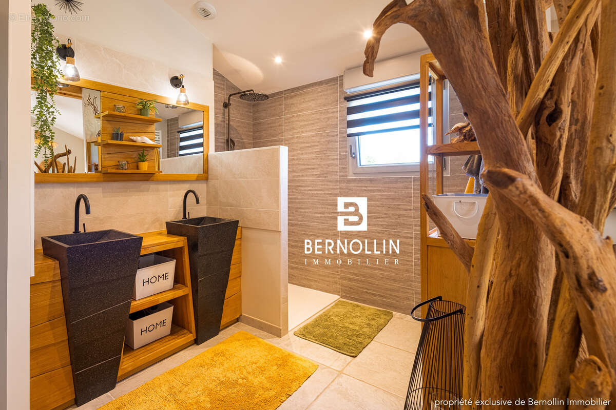Villa hyper récente, 2 chambres sur terrain de 930 m2 - ST TRIVIER DE COURTES - photo 7