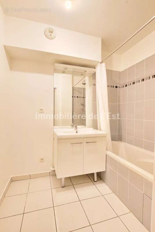 Appartement à LYON-8E