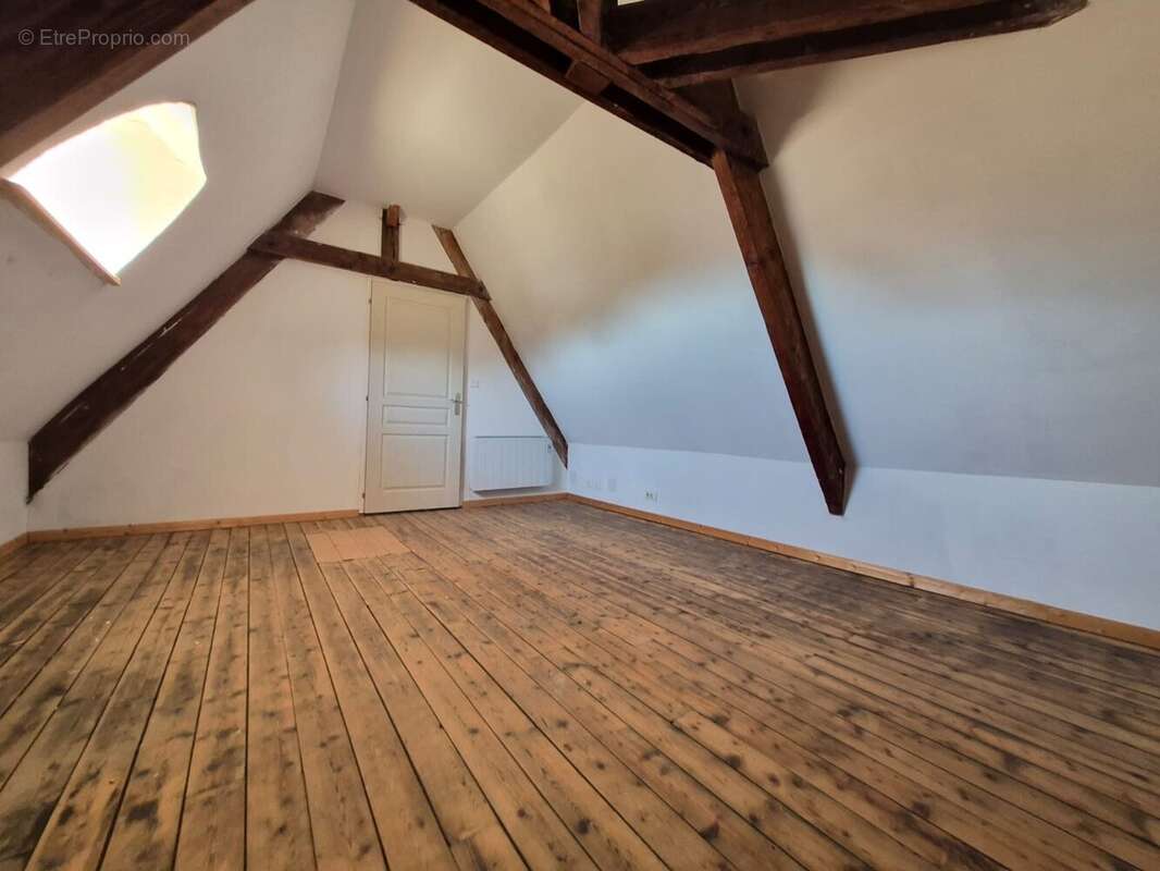 Appartement 150 m² à Chauny  - photo 6