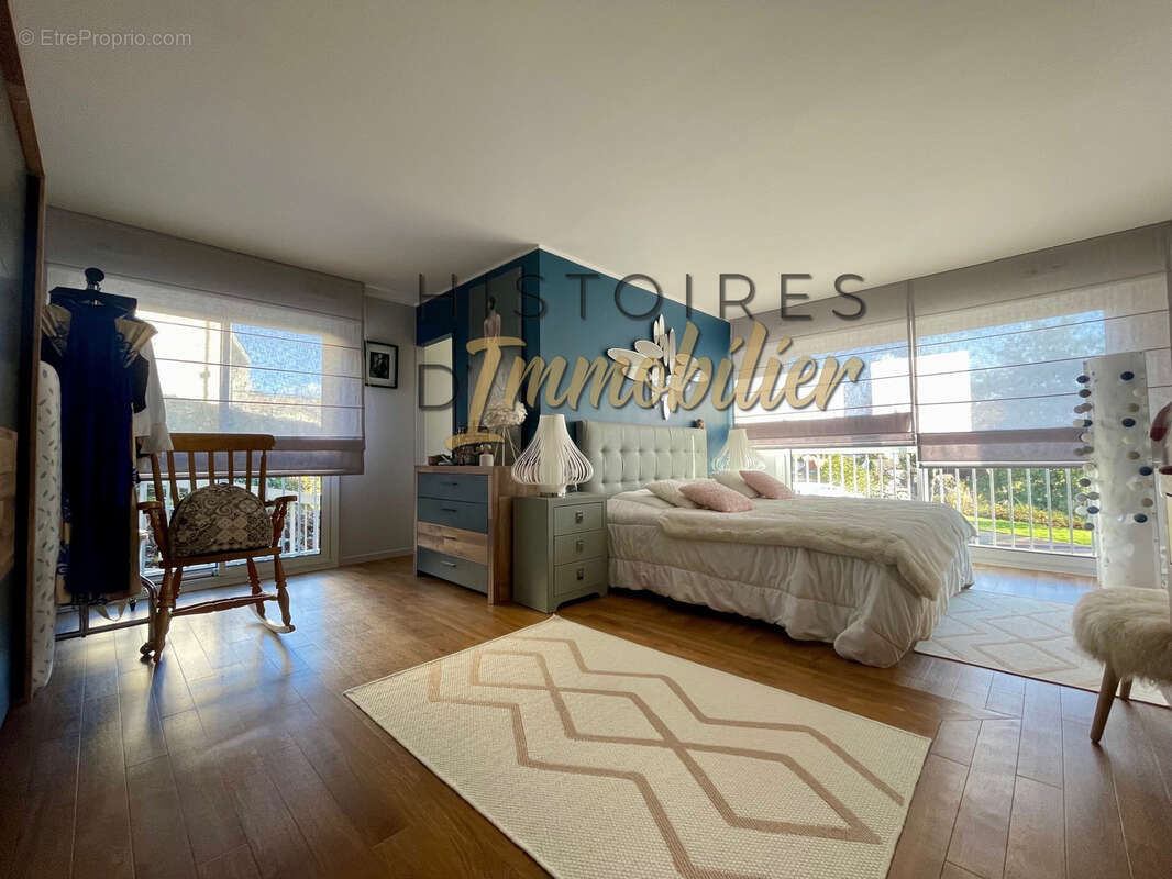 Appartement à MONT-SAINT-AIGNAN