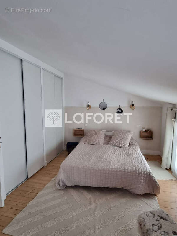 Maison à VILLEMUR-SUR-TARN