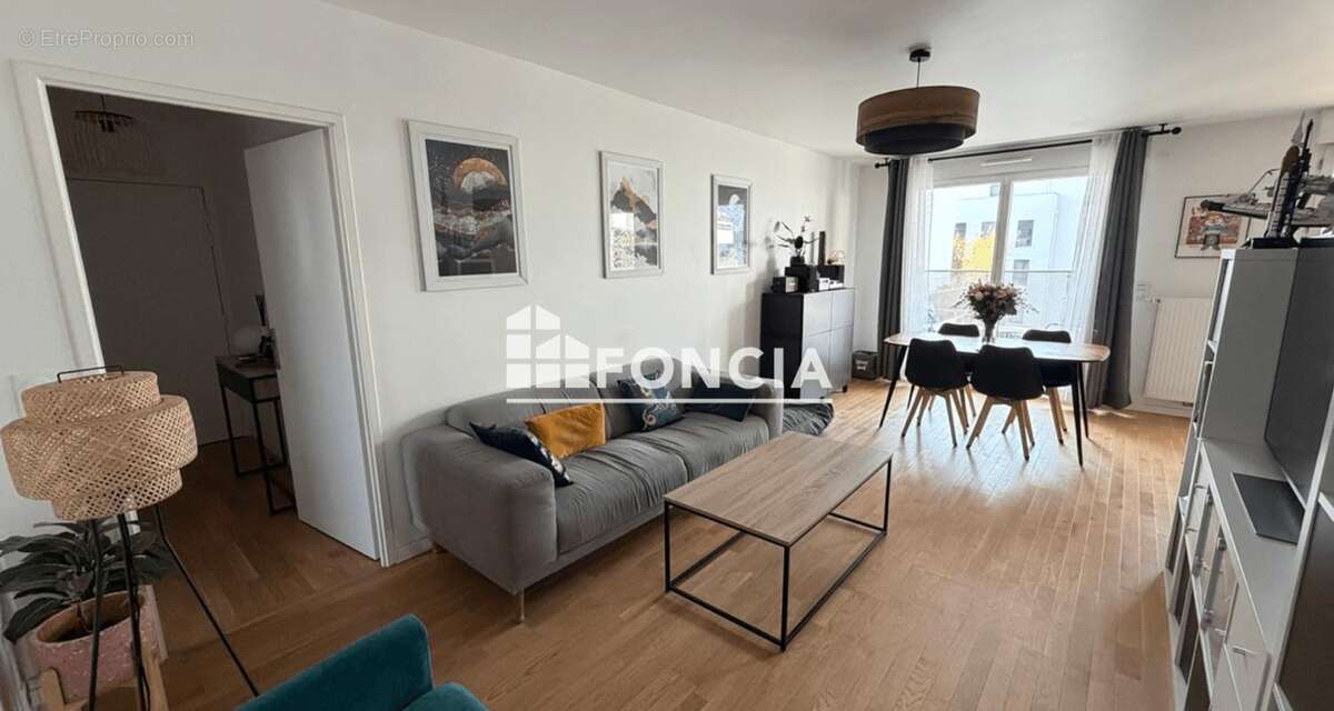 Appartement à AUBERVILLIERS