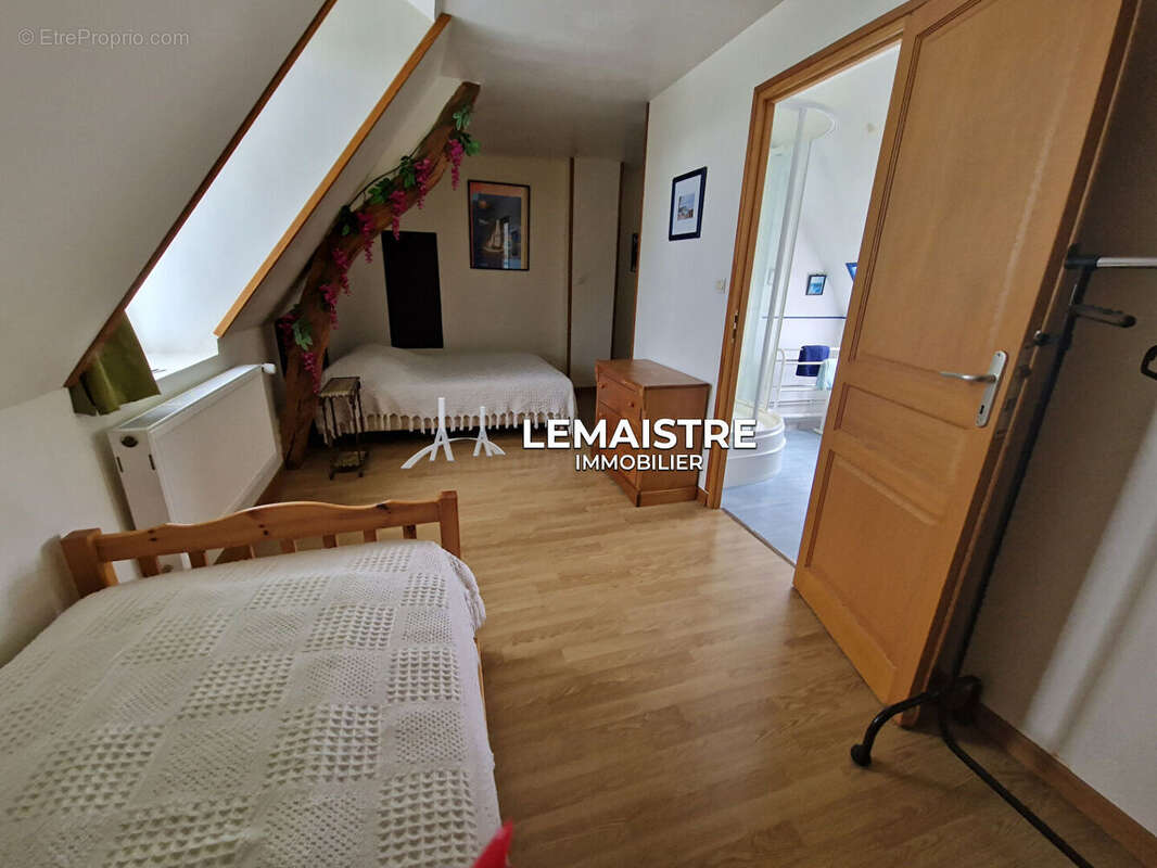 Maison à vendre à 10 minutes de St-Romain - 228 m² - 7 chambres - avec partie chambre d'hôtes - photo 16