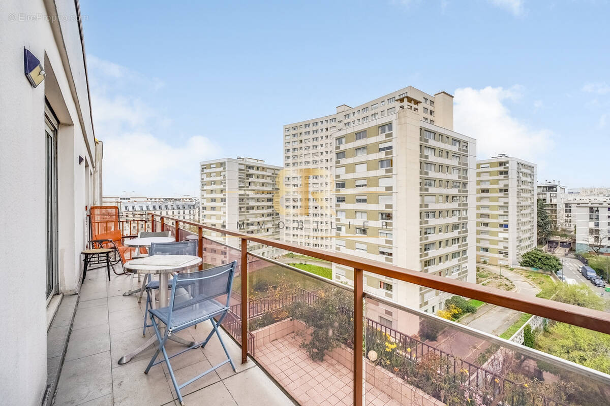 Appartement à PARIS-20E