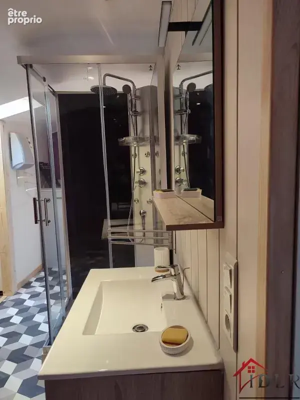 immeuble comprenant un appartement F4 et un duplex F2 le tou - photo 5