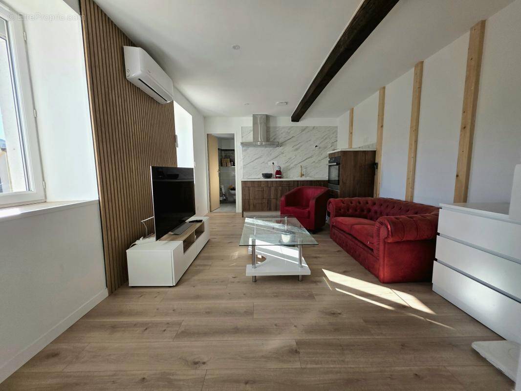 Appartement à BESSENAY