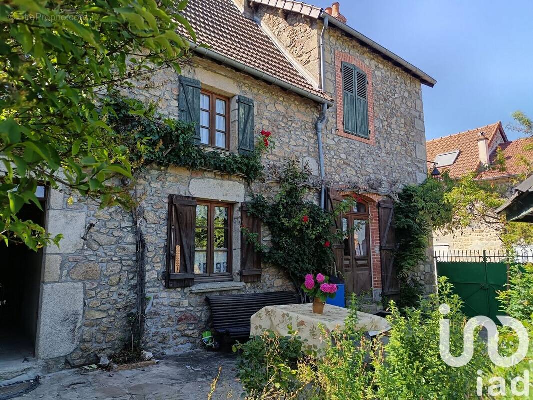 Photo 1 - Maison à LES MARS