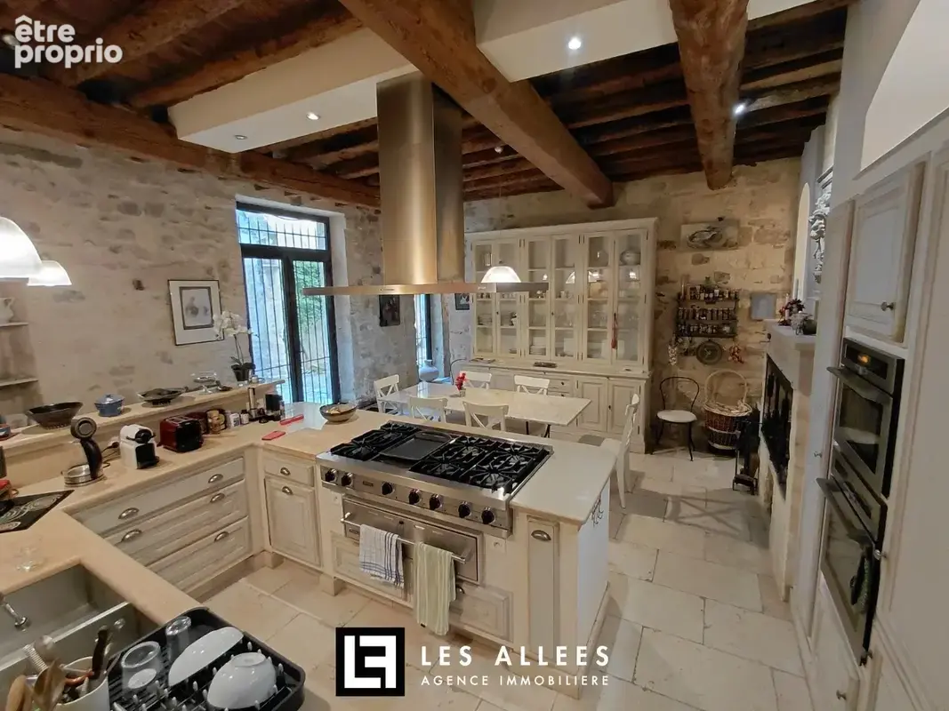 450 m² à Tarascon  - photo 5