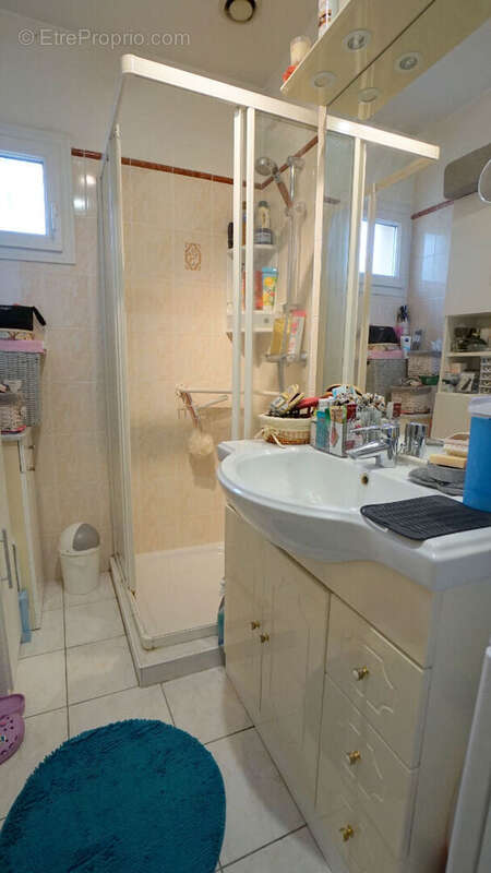 Maison à FOLLAINVILLE-DENNEMONT