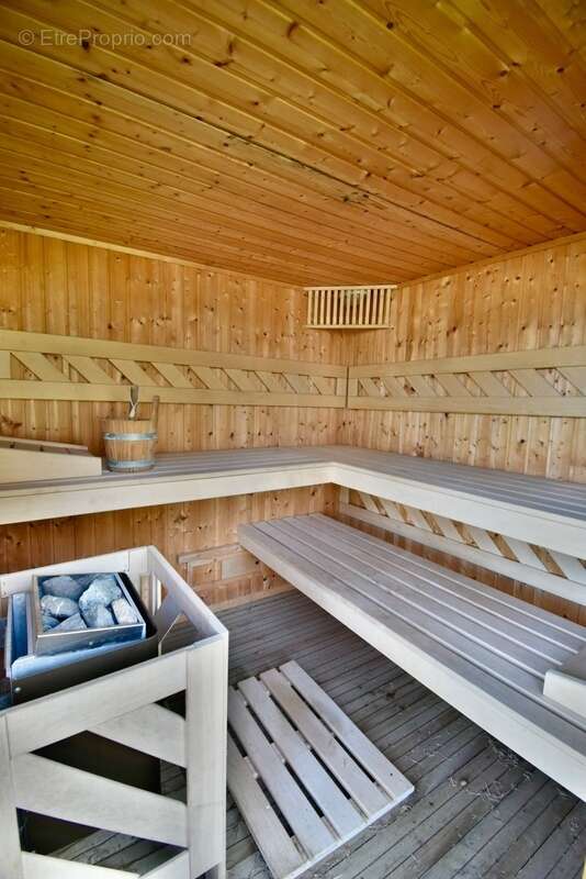 Maison à FARGUES-SAINT-HILAIRE