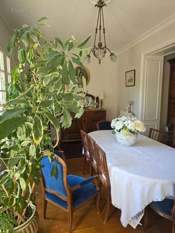 Maison à LE CREUSOT