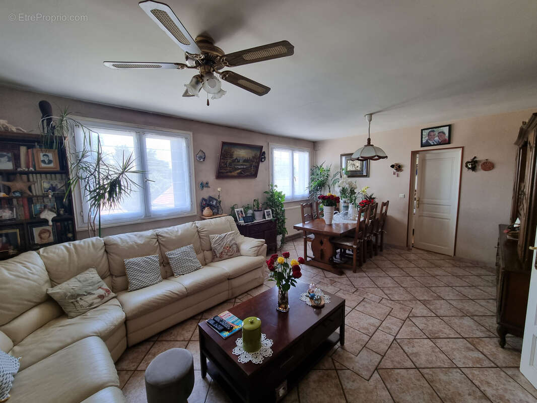 Appartement à VIRY-CHATILLON