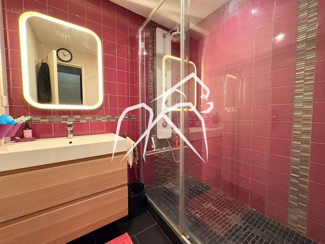 Maison à MONT-SAINT-AIGNAN