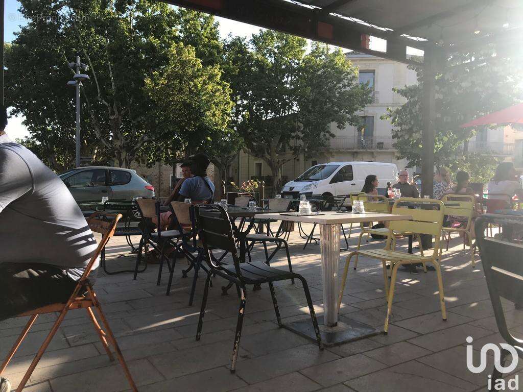 Photo 4 - Commerce à CAUX