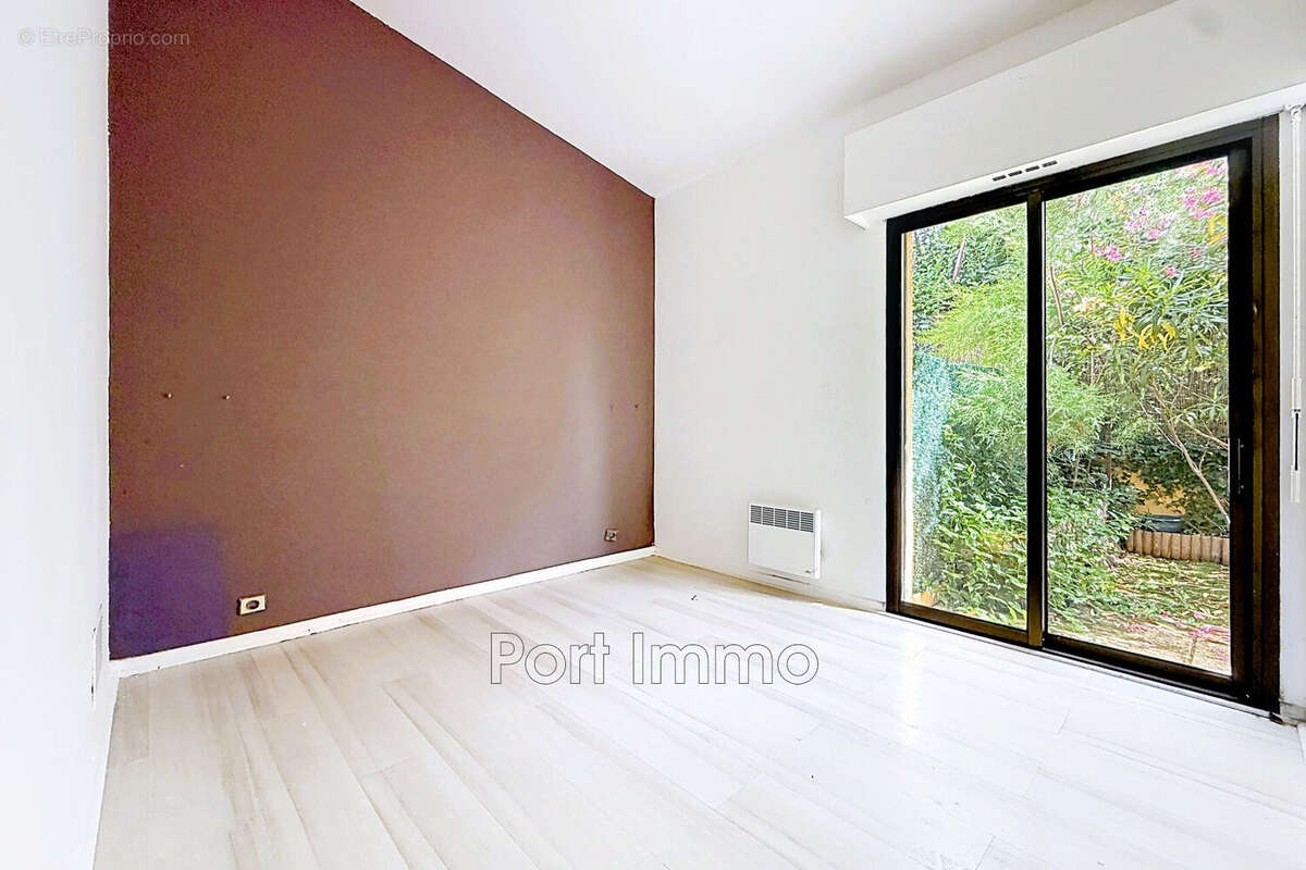 Appartement à CAGNES-SUR-MER
