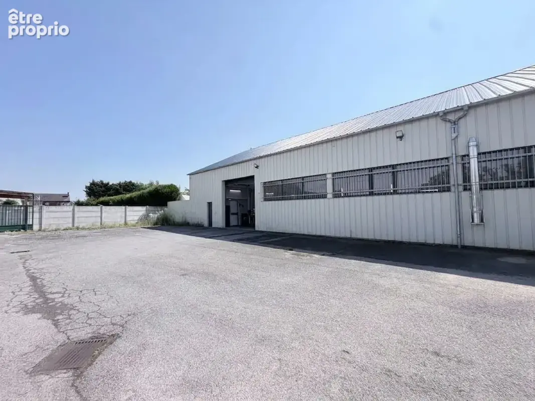 Bâtiment + garages - photo 5
