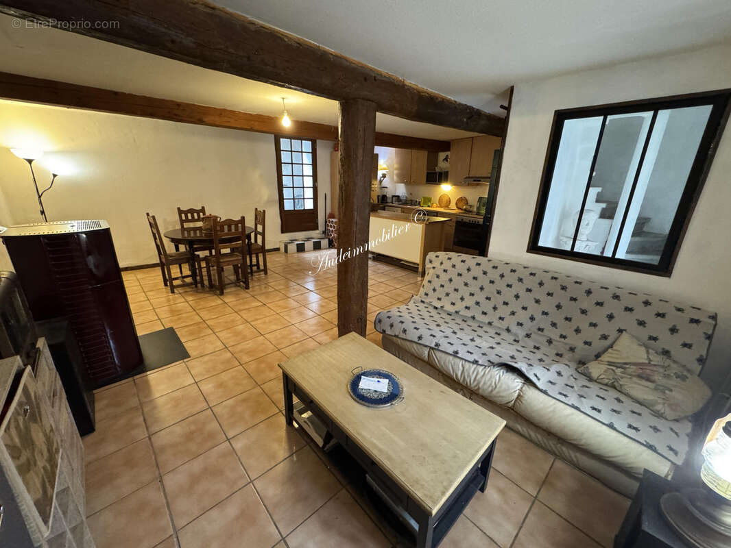 Maison à LUC-SUR-AUDE