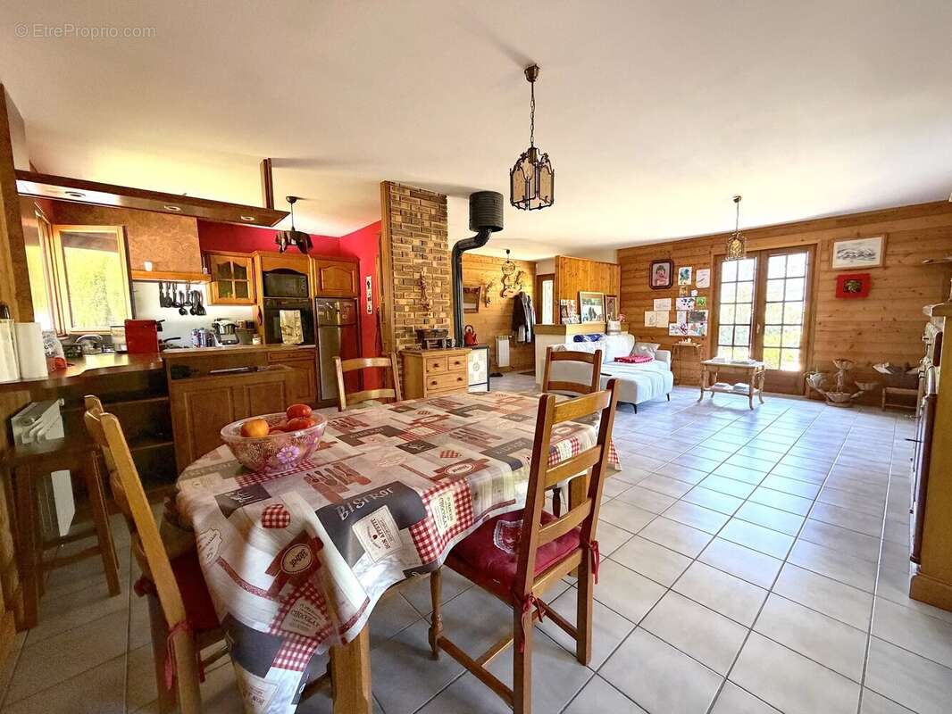 Maison avec grand terrain - photo 6