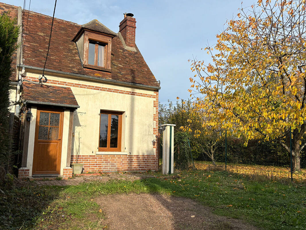 Maison à SAINTE-GENEVIEVE