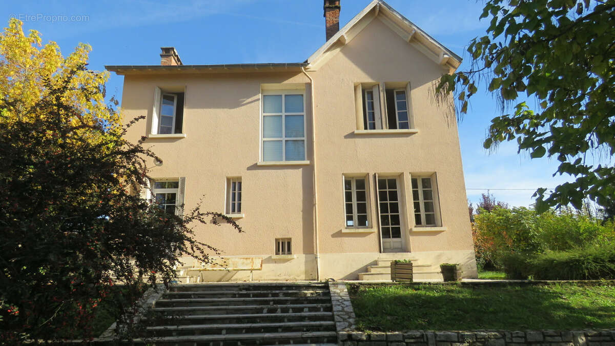  Maison individuelle - Magnifique parc (secteur Cherveix-Cubas 24390) - photo 2