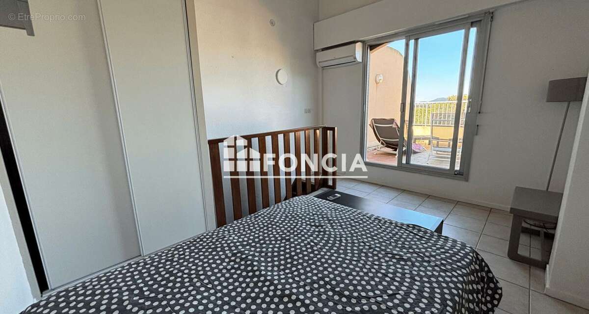 Appartement à HYERES