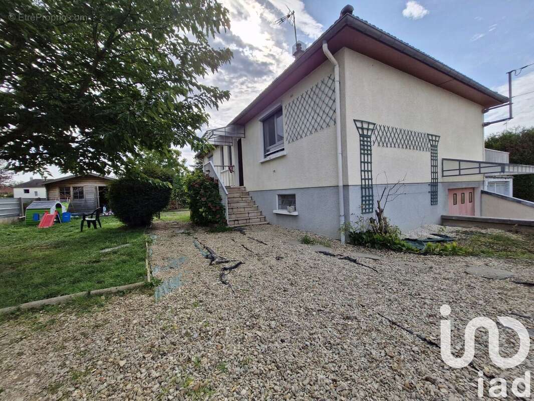 Photo 3 - Maison à EPINEAU-LES-VOVES