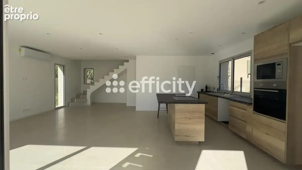 Maison 4 pièces 95 m² à vendre à Mazan (84380) - photo 2