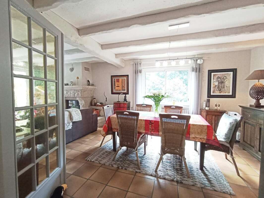 Maison 158 m² à Landivisiau  - photo 5