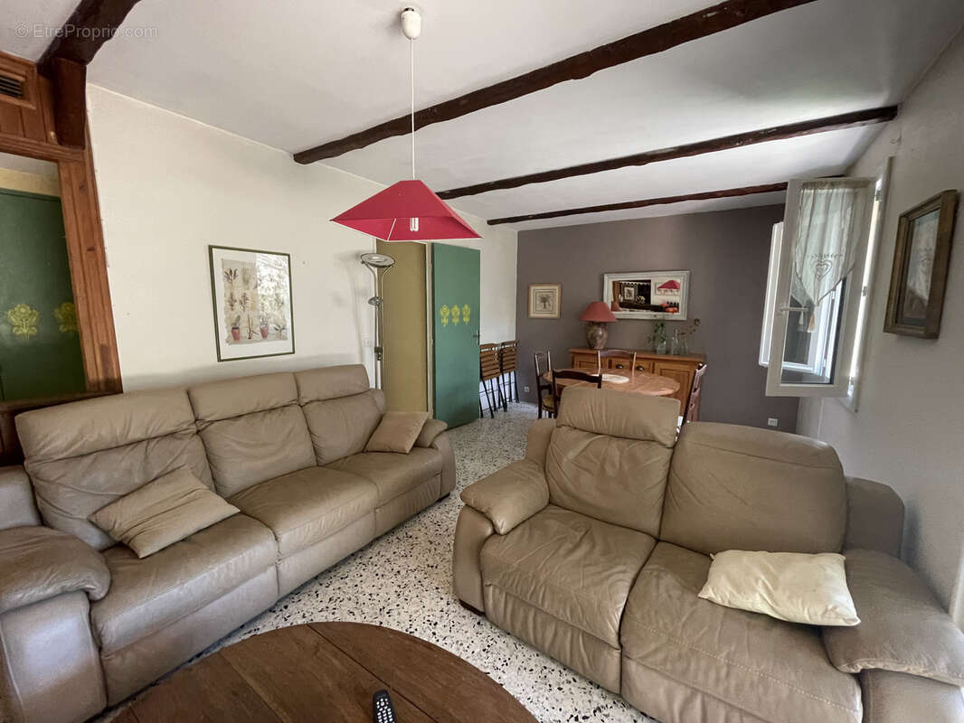 Maison à VAISON-LA-ROMAINE