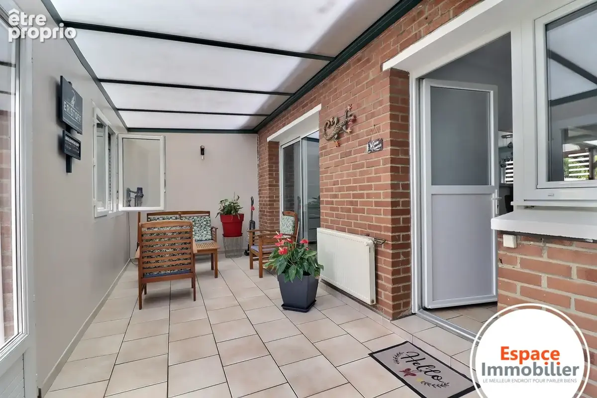 BOUCHAIN  Emplacement recherché proche écoles ! Charmante maison familiale de 106 m2 avec véranda et  jardin - photo 7
