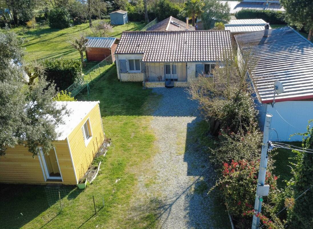 Maison à MESCHERS-SUR-GIRONDE