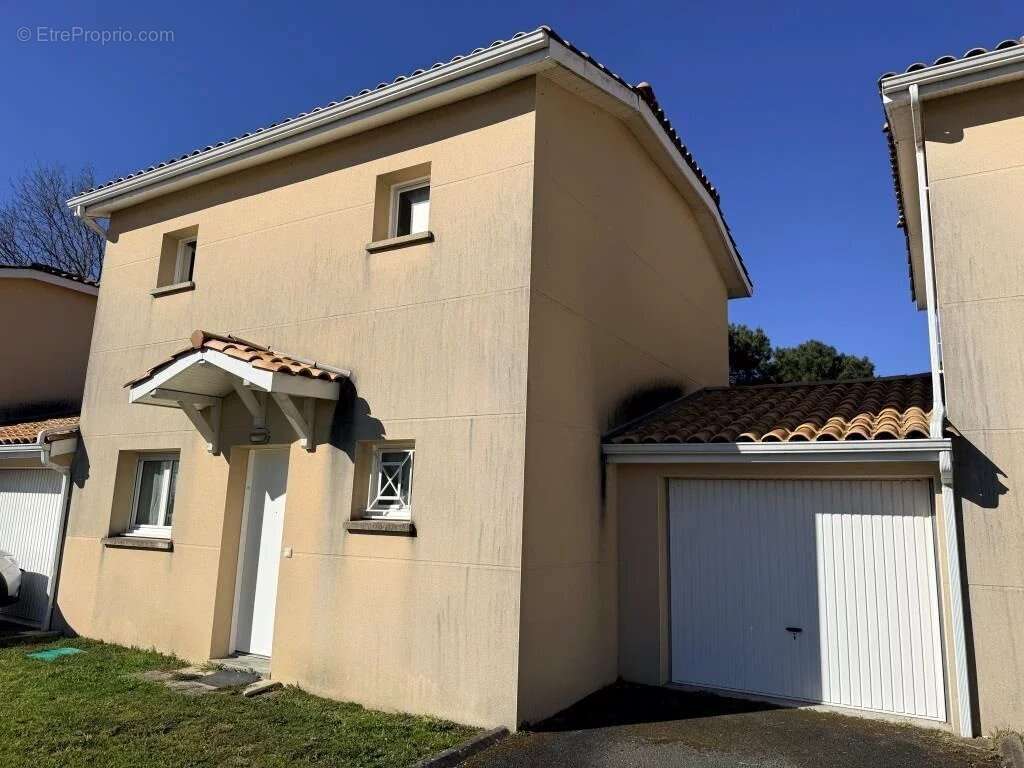 Maison à SAINT-SAVIN