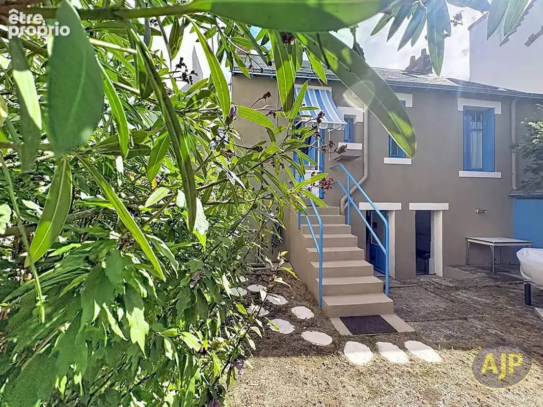 Maison à LE POULIGUEN