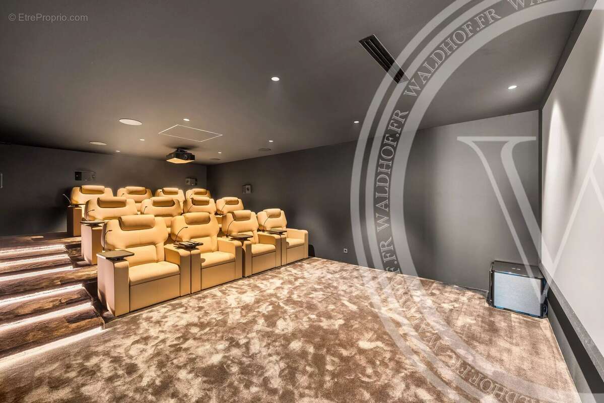 Maison à ROQUEBRUNE-CAP-MARTIN