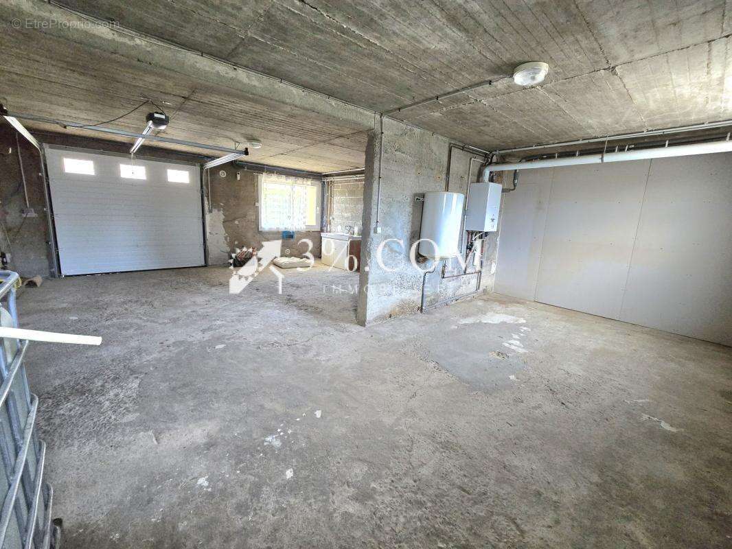 Maison à BEAUCHASTEL