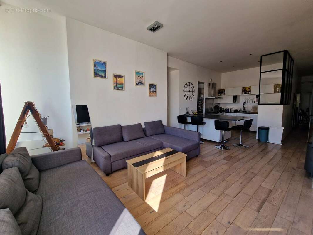 Appartement à MARSEILLE-6E